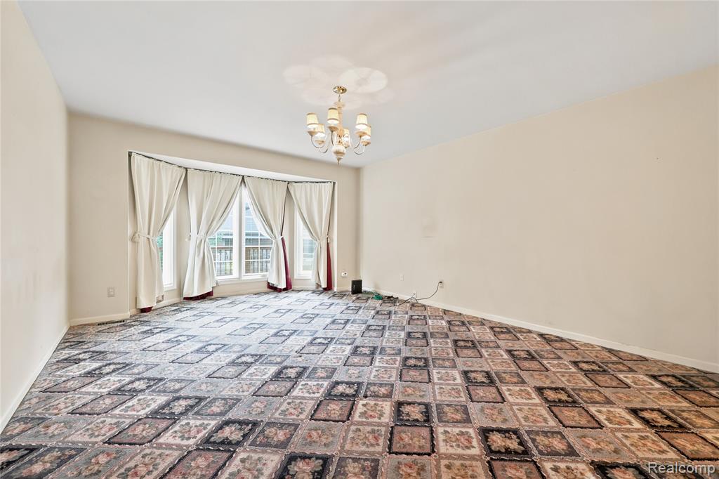 54698 Bellingham Drive, 56, Utica, MI 48316 — Photo 18