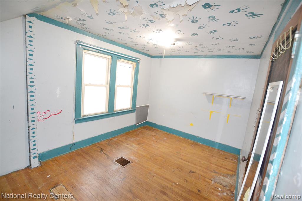 757 Orchard Street, Wyandotte, MI 48192 — Photo 20