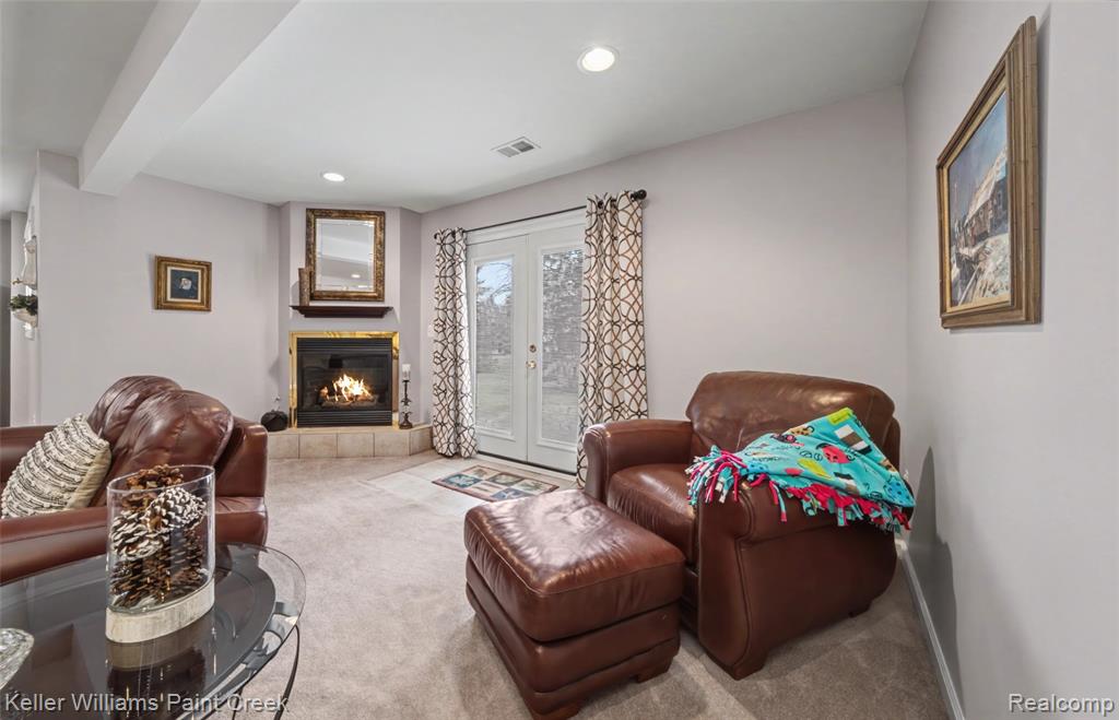 247 Glenmoor Drive S, Rochester, MI 48307 — Photo 41