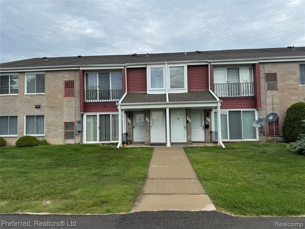 706 Sunset Lane, 63, Saint Clair Shores, MI 48082 — Photo 19
