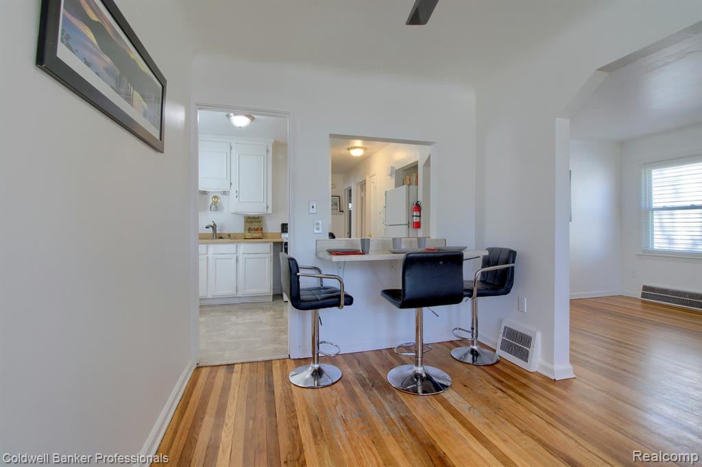 9951 TECUMSEH, Redford, MI 48239 — Photo 10
