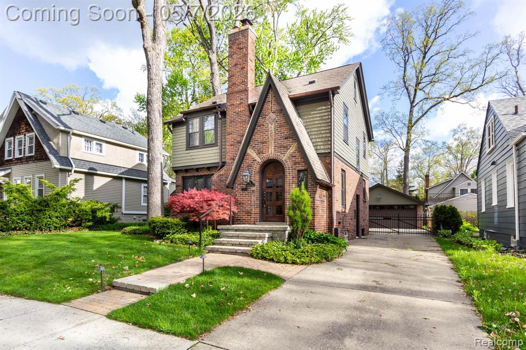 21 Fairwood Boulevard, Pleasant Ridge, MI — Photo 2