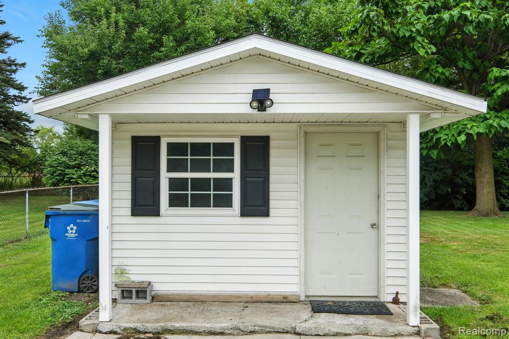 8093 Crapo Street, Swartz Creek, MI 48473 — Photo 25