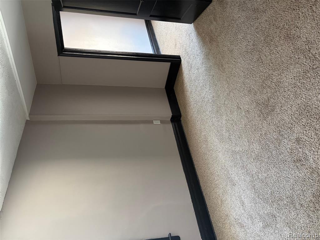 909 Burlingame Street, Detroit, MI 48202 — Photo 12