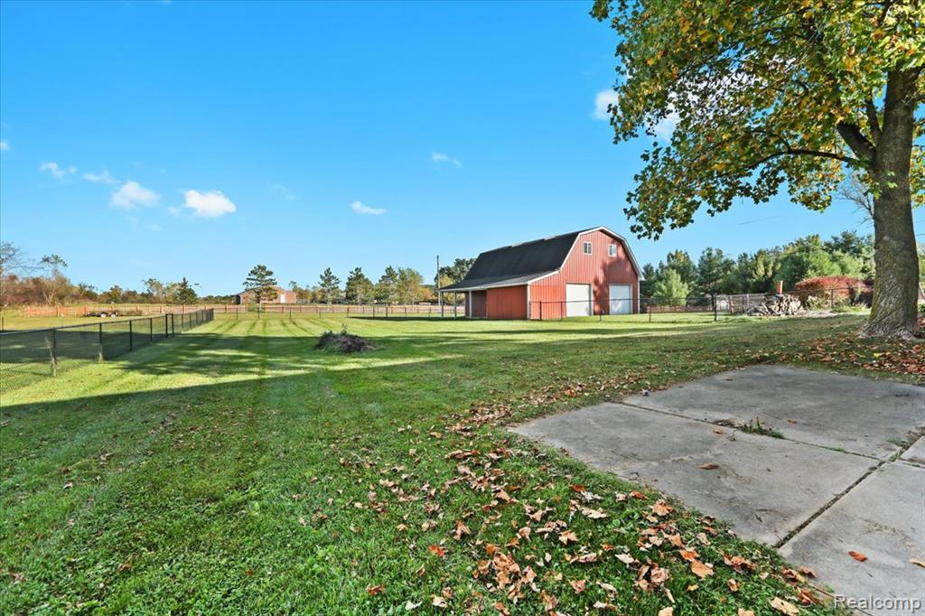 1570 Thayer Road, Ortonville, MI 48462 — Photo 34