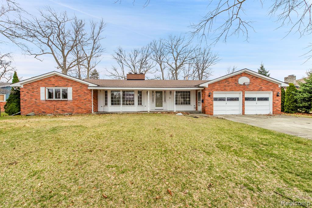 4125 FAIRWAY Drive, Fort Gratiot, MI 48059 — Photo 2