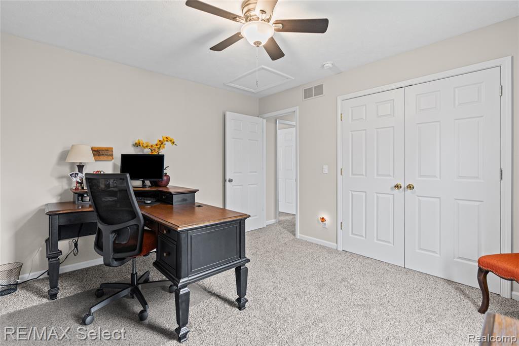 185 Laura Lane, Linden, MI 48451 — Photo 37