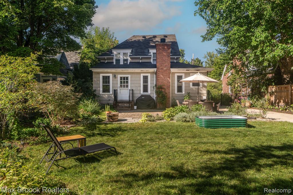 9 WOODSIDE PARK Boulevard, Pleasant Ridge, MI — Photo 29