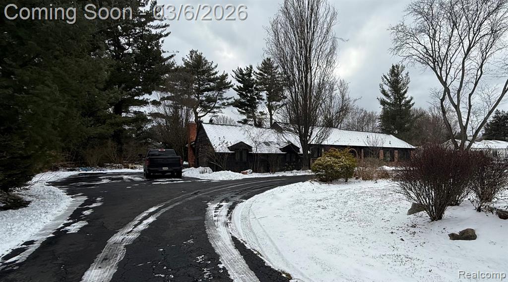 5761 Snowshoe Circle, Bloomfield Hills, MI 48301 — Photo 19