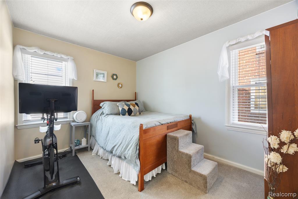 7814 Park Avenue, Allen Park, MI 48101 — Photo 14