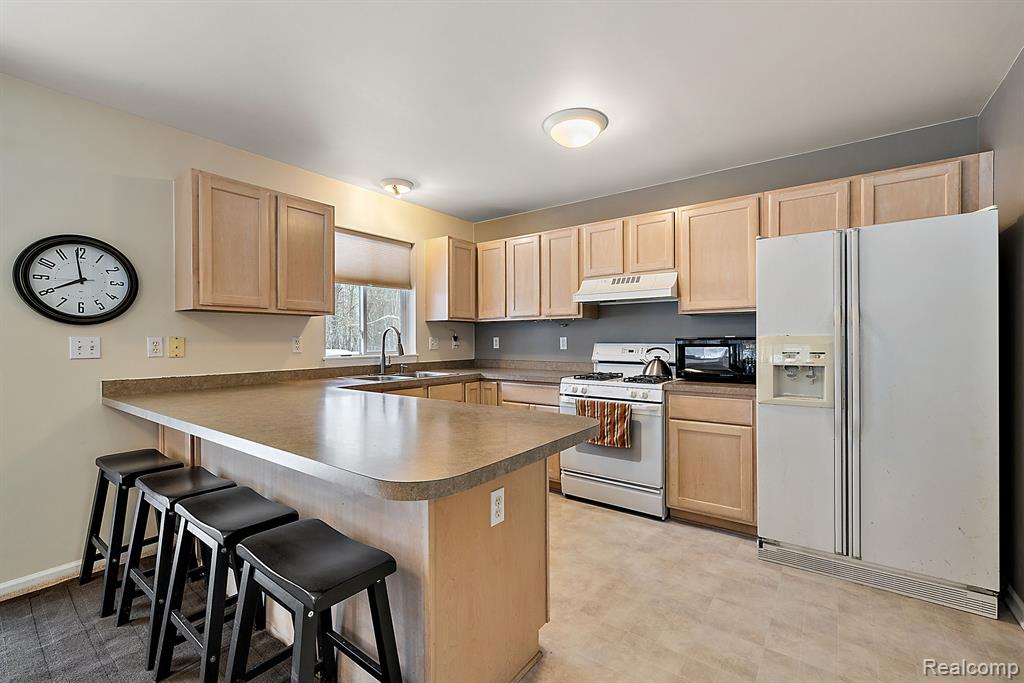 5495 ORMOND Road, Davisburg, MI 48350 — Photo 17