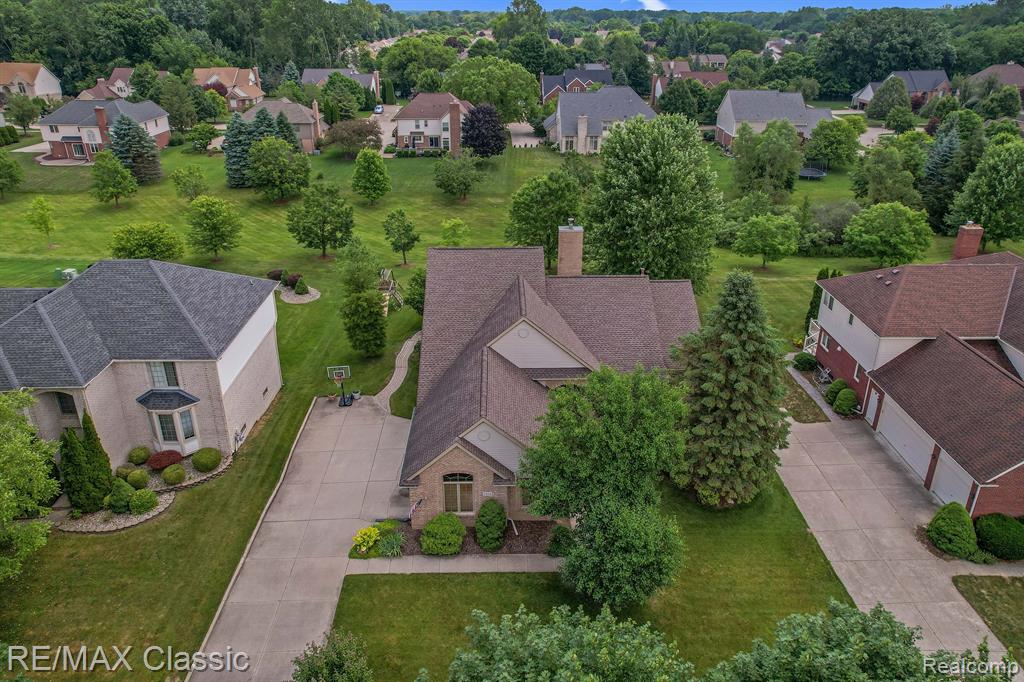 5924 LOVEWOOD Court, Canton, MI 48187 — Photo 40