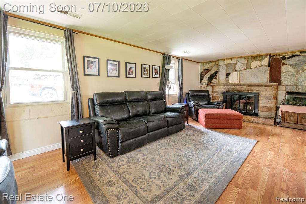 875 S Grey Road, Auburn Hills, MI 48326 — Photo 3