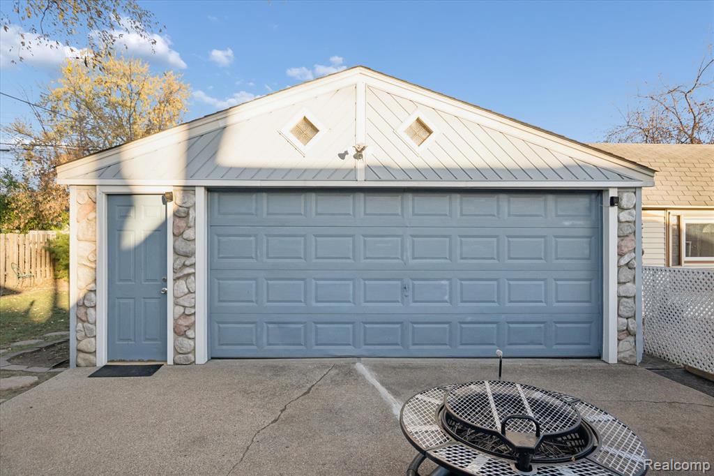 6037 William Street, Taylor, MI 48180 — Photo 31