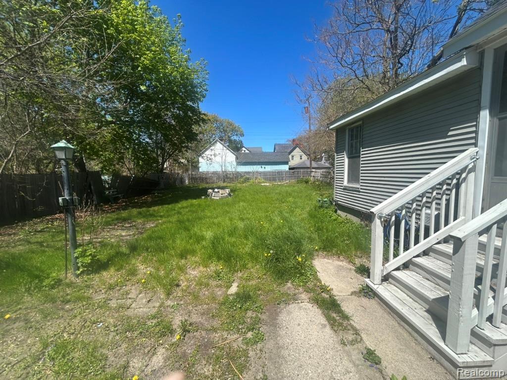825 Union Street, Port Huron, MI 48060 — Photo 2