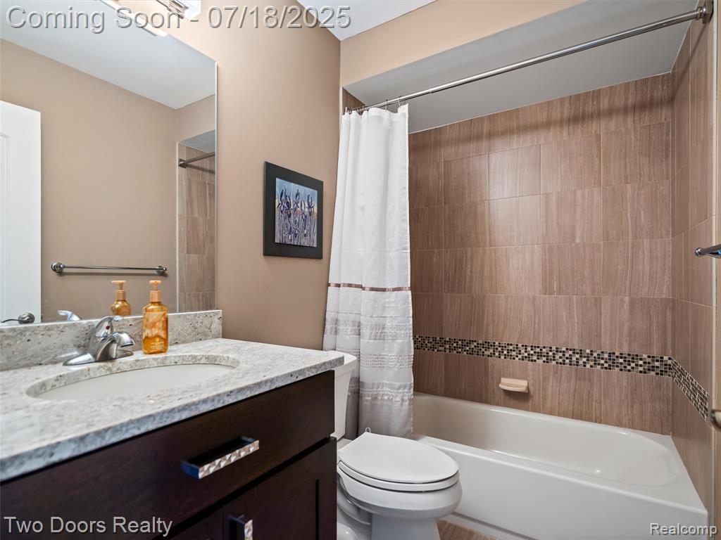 3551 Royal Berkshire Lane, Oakland, MI — Photo 41