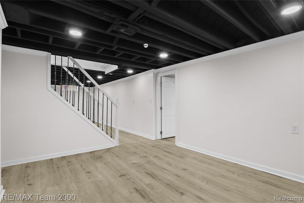6135 Ardmore Street, Dearborn Heights, MI 48127 — Photo 25