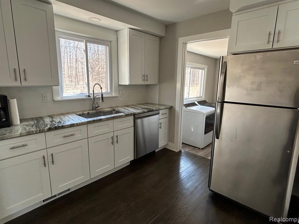 50110 CEDARGROVE Road, Shelby Twp, MI 48317 — Photo 8