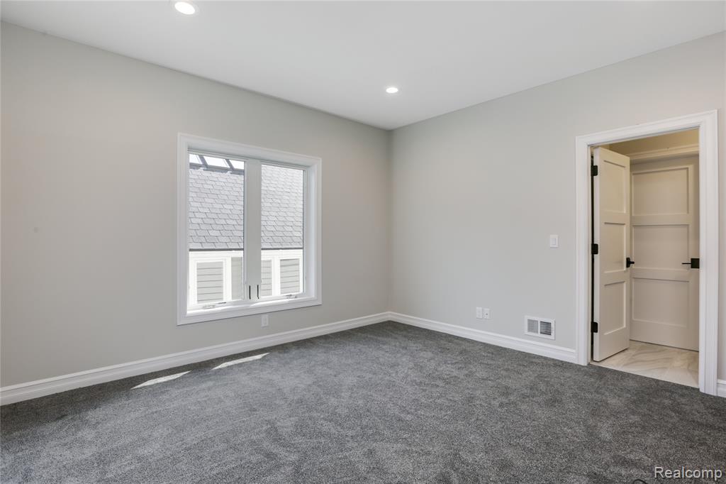 16665 Kings Fairway Lane, Grand Blanc, MI 48439 — Photo 55