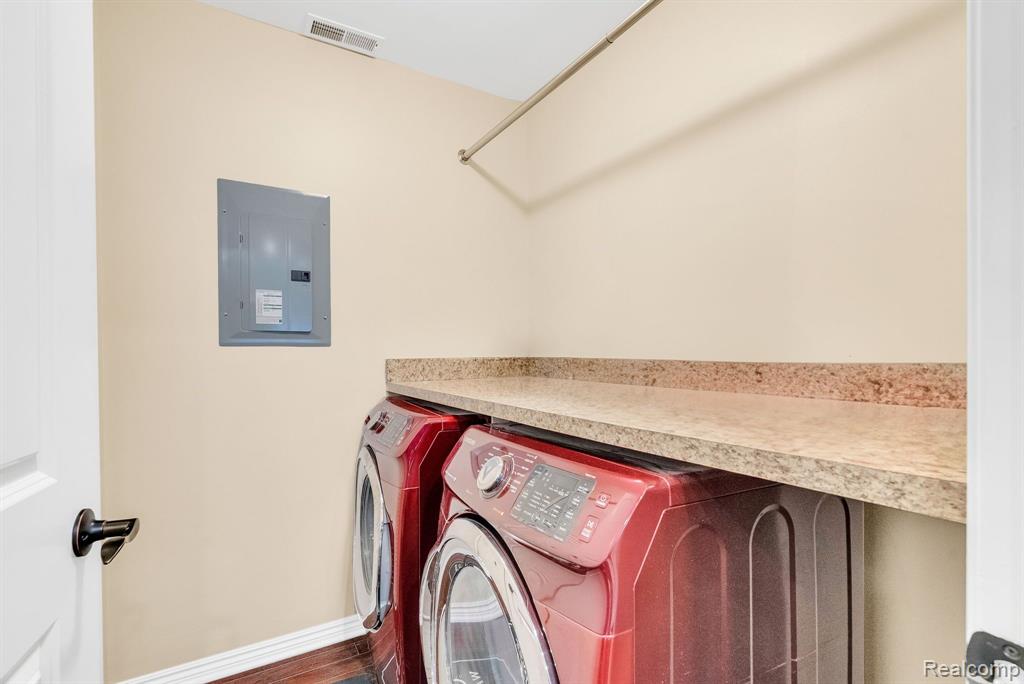 6985 BOULDER POINTE Drive, Washington, MI — Photo 30
