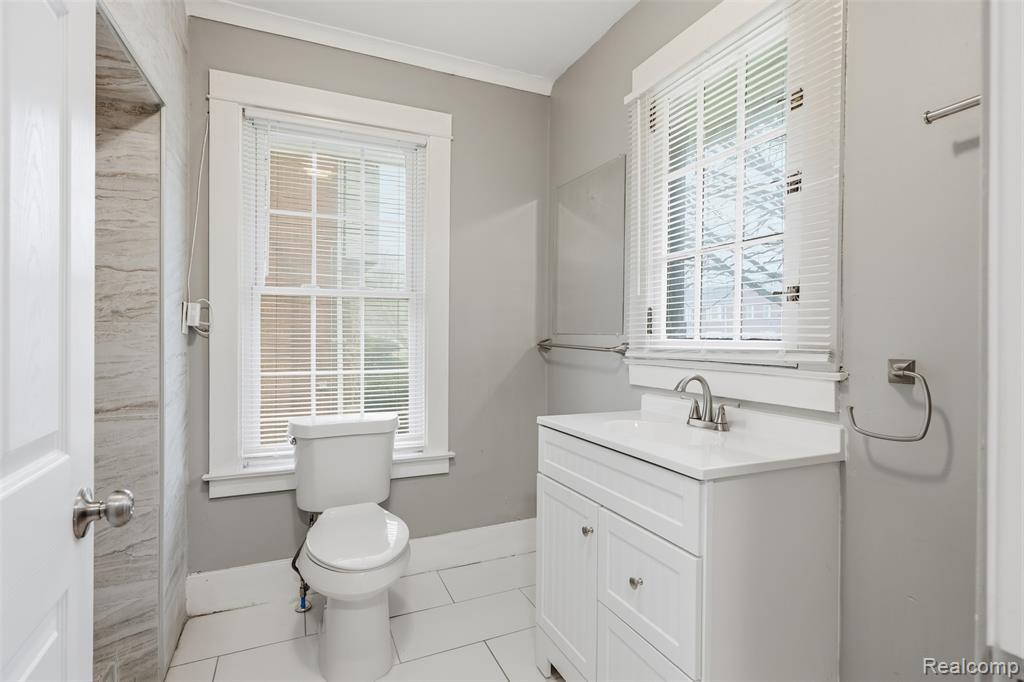 16614 Sunderland Road, Detroit, MI 48219 — Photo 14