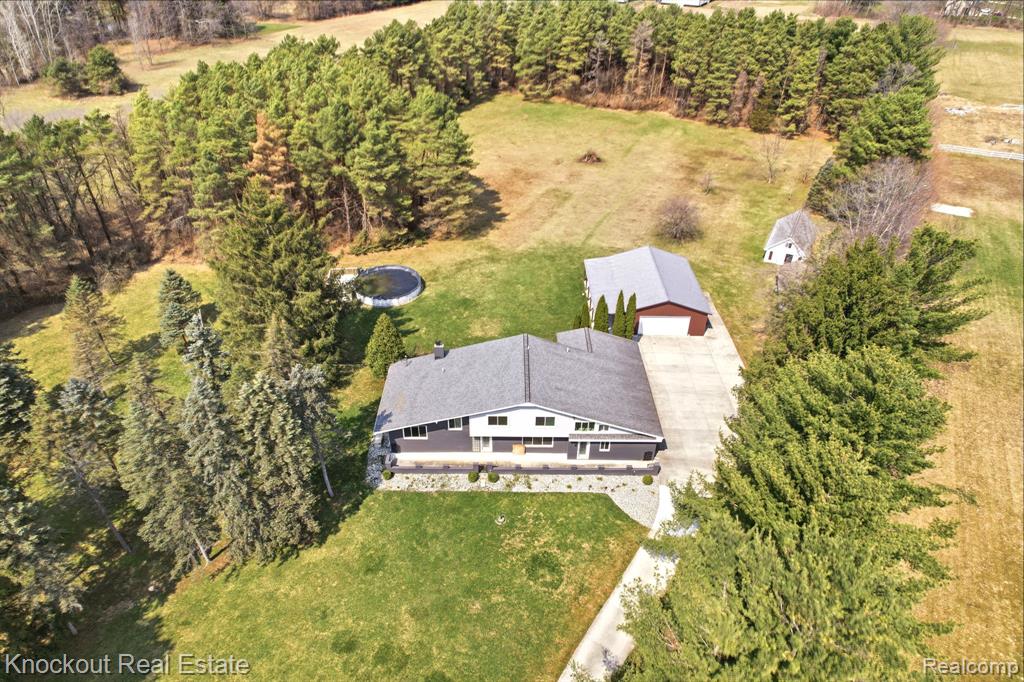 9239 Lange Road, Birch Run, MI 48415 — Photo 59