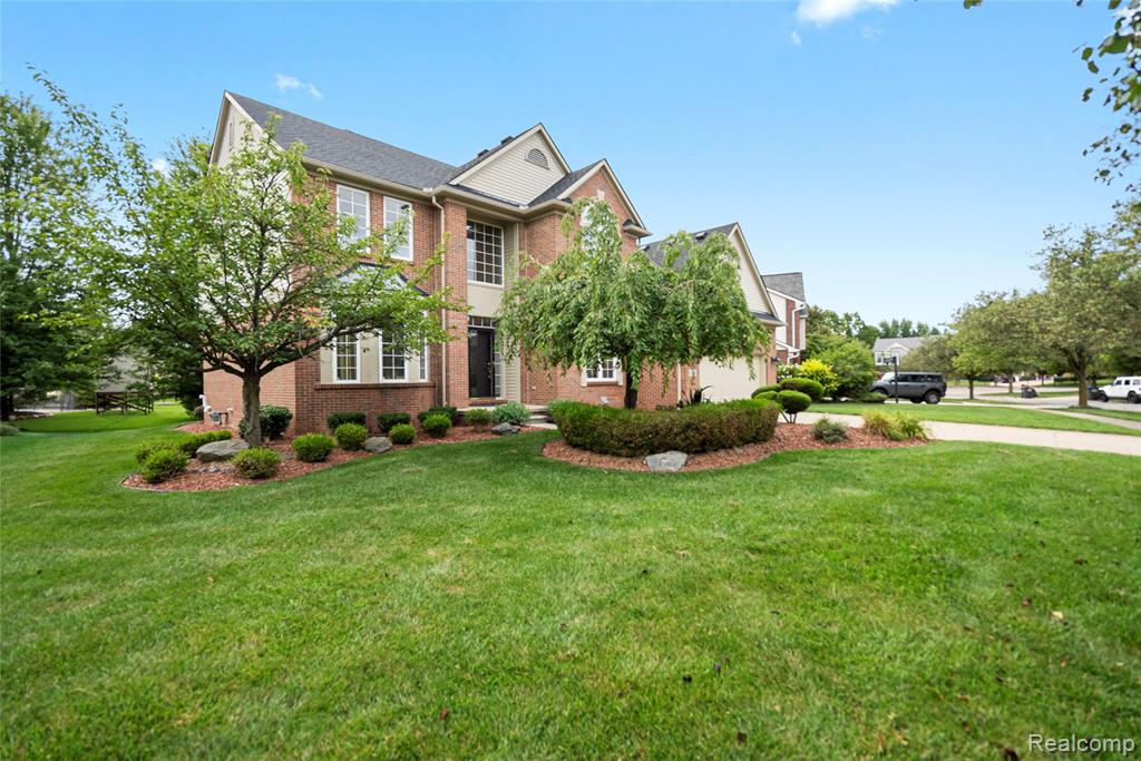 50353 Livingston Drive, Northville, MI — Photo 3