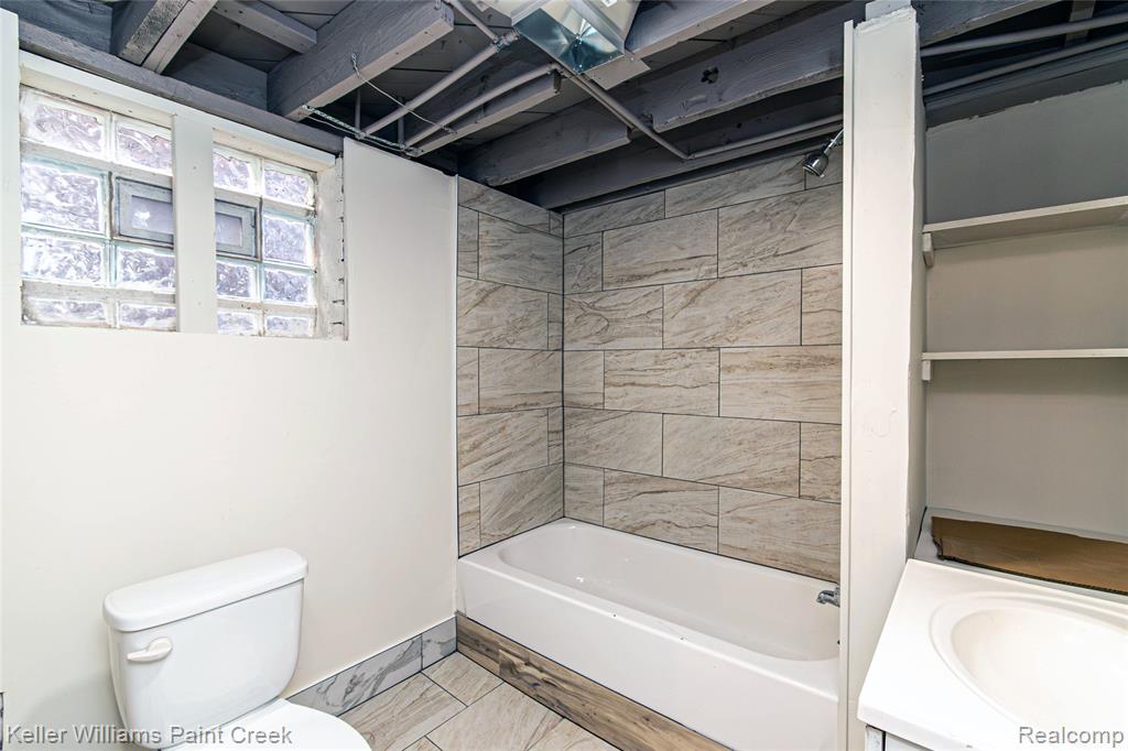 215 Winona Street, Highland Park, MI 48203 — Photo 37