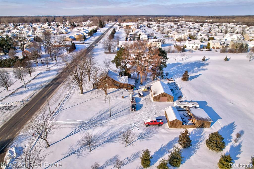 6180 Shattuck Road, Saginaw, MI 48603 — Photo 33