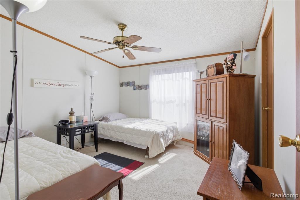 9857 Rembrandt Way, Fenton, MI 48430 — Photo 31