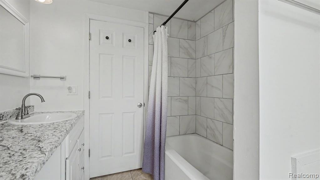 2735 Foster Avenue, Ann Arbor, MI 48108 — Photo 19