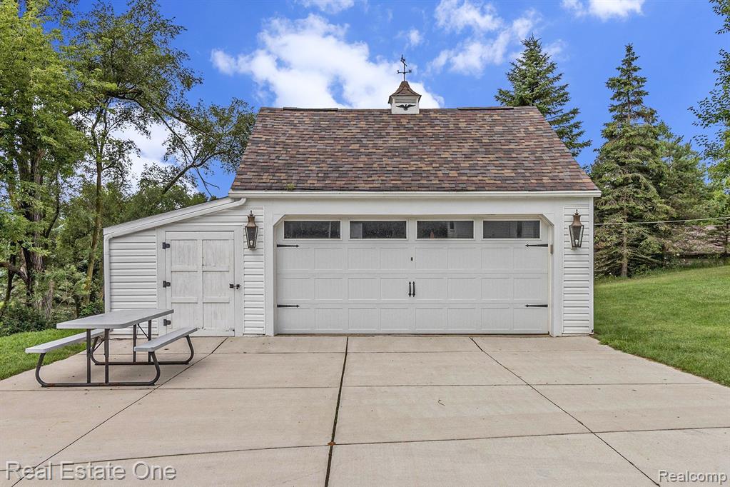 5940 WHITE LAKE Road, White Lake, MI 48383 — Photo 21