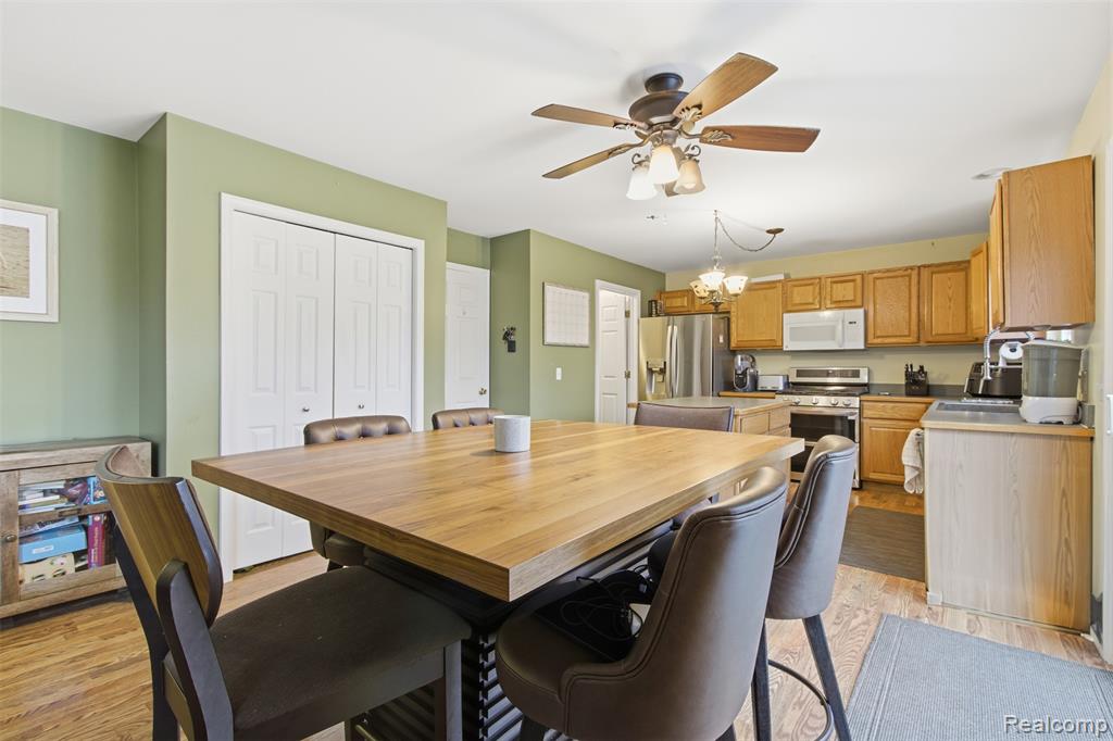 7846 Fawn Court, Waterford, MI 48327 — Photo 8