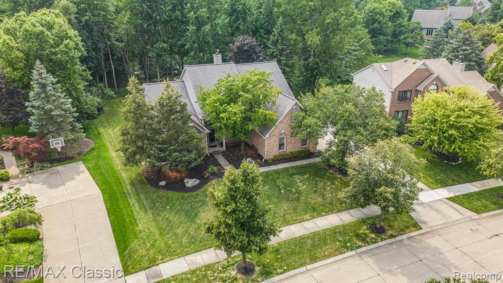 45483 Addington Lane, Novi, MI — Photo 35