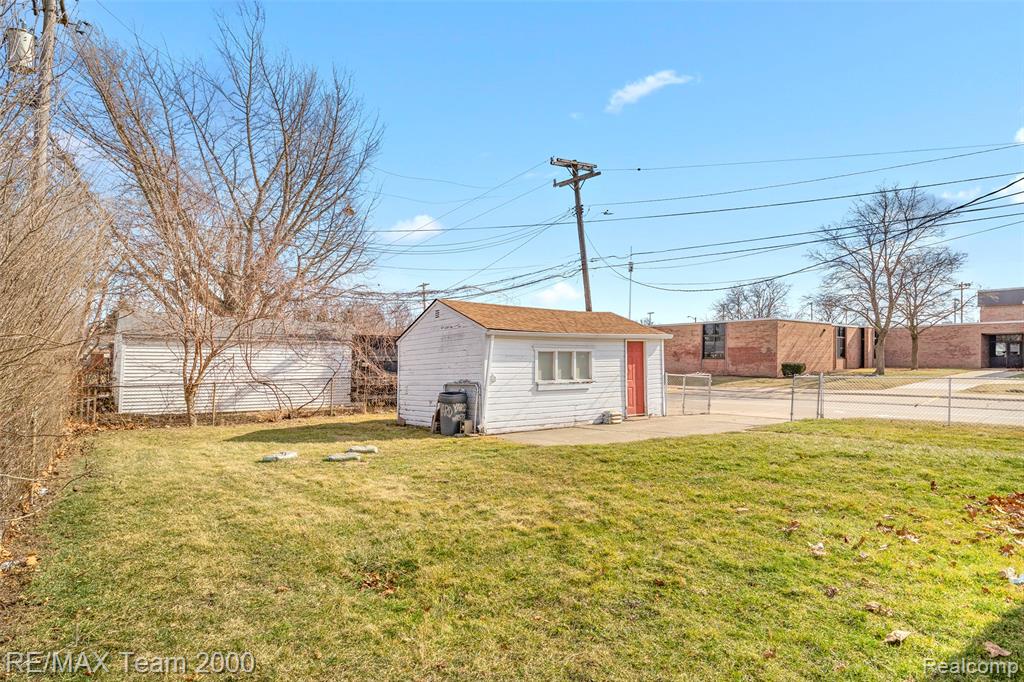5027 Lincoln Boulevard, Dearborn Heights, MI 48125 — Photo 33