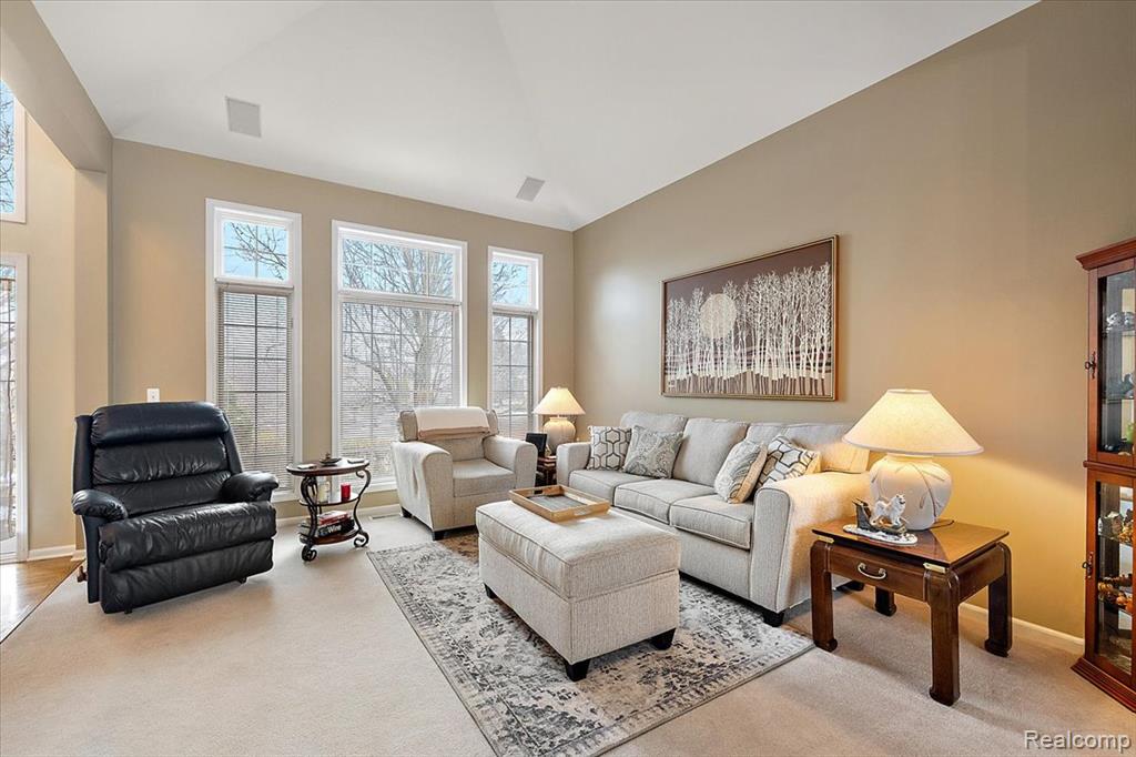 7108 Branford Court, West Bloomfield, MI — Photo 9