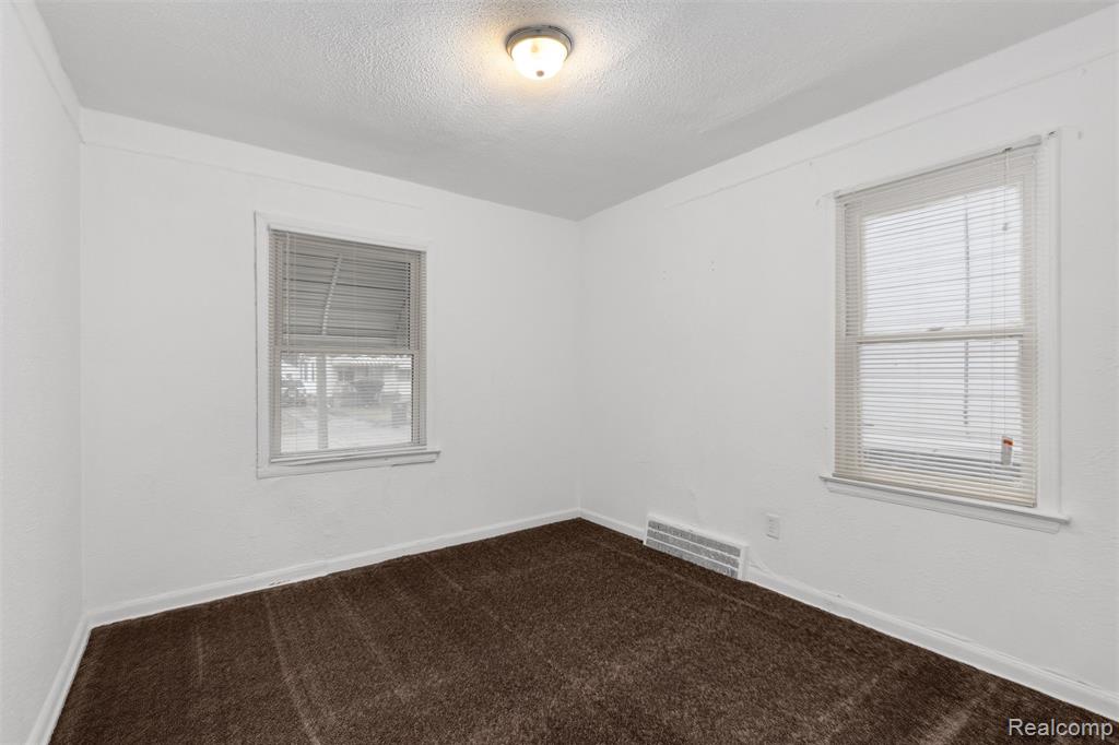 12244 Woodmont Avenue, Detroit, MI 48227 — Photo 8