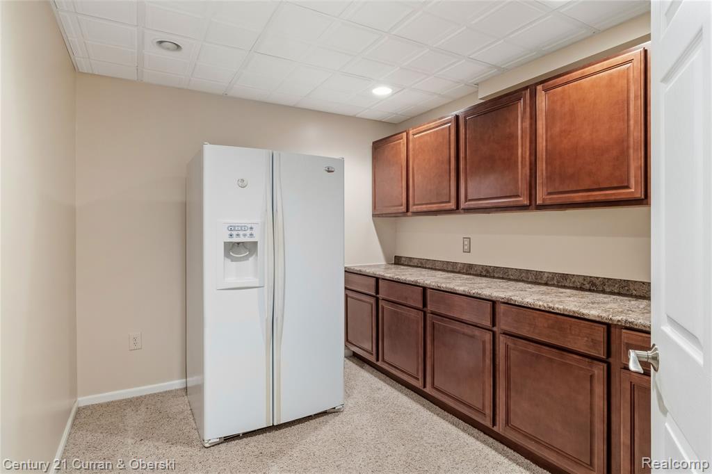 49468 N Glacier, Northville, MI 48168 — Photo 36