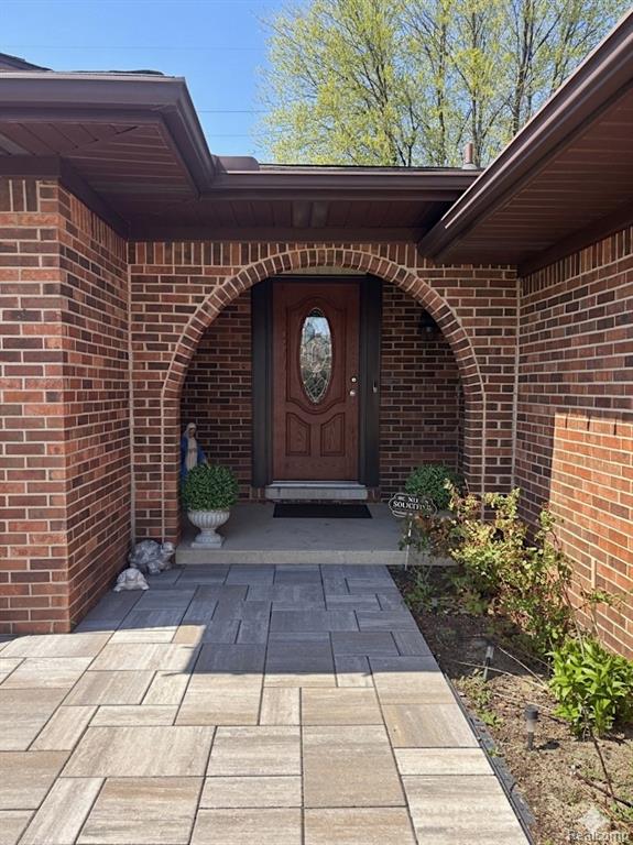 46721 Peach Grove, Macomb, MI 48044 — front exterior