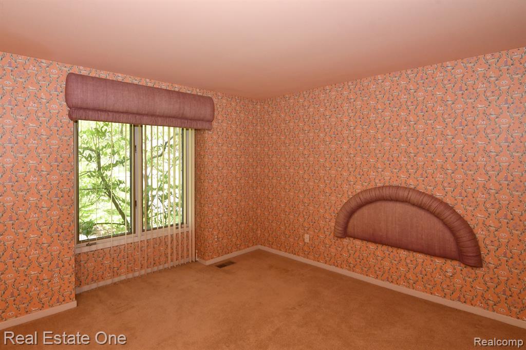 20080 Longridge Court, Northville, MI 48167 — Photo 26