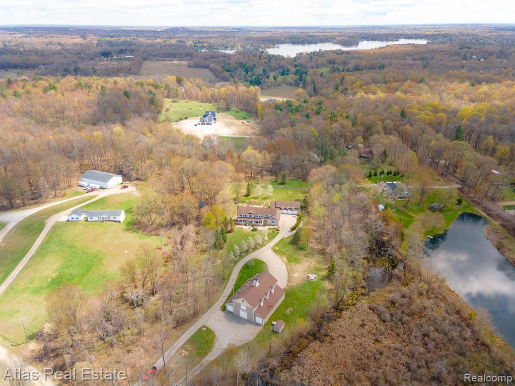 2716 LAKE GEORGE Road, Leonard, MI 48367 — Photo 7