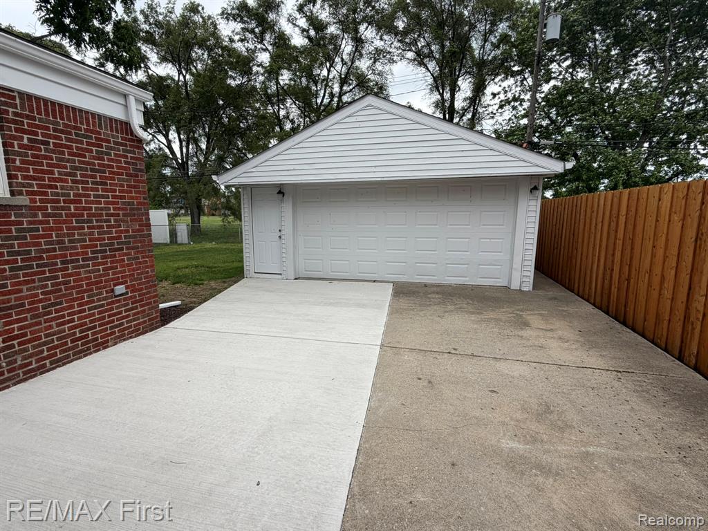 25184 Collingwood Street, Roseville, MI 48066 — Photo 6