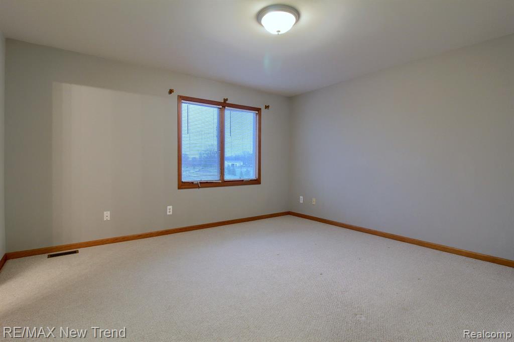 508 HEARTWOOD Lane, Saline, MI 48176 — Photo 22