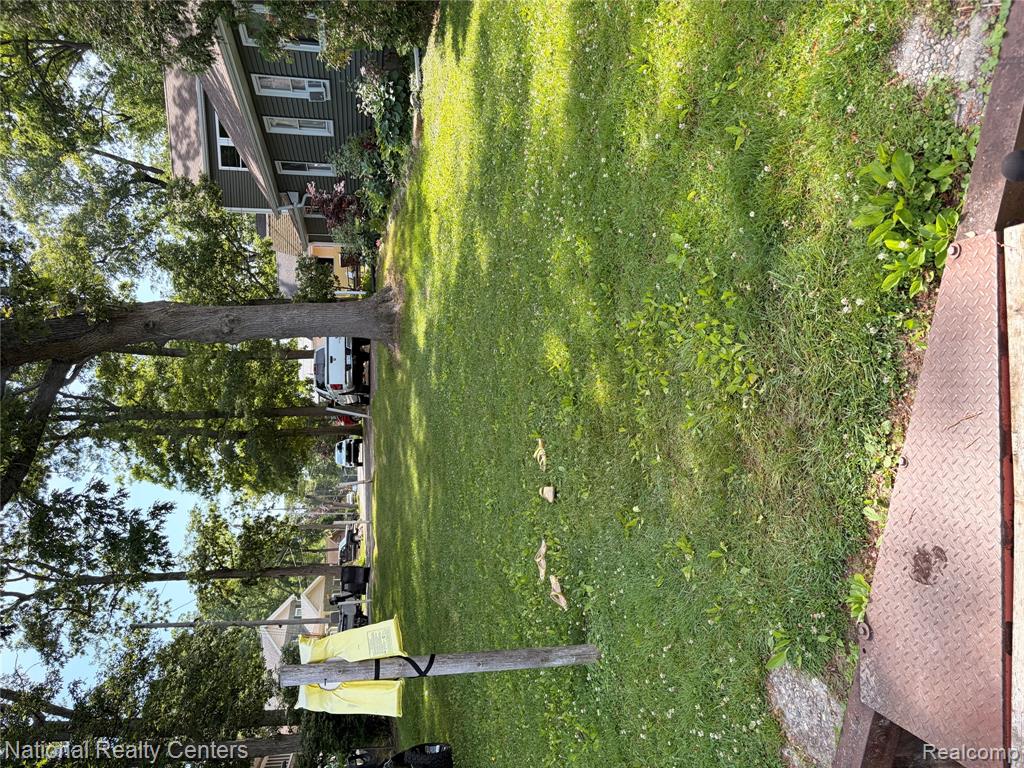 2025 Parkwood Court, Brooklyn, MI 49230 — Photo 32