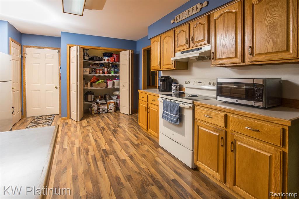 5409 North Road, MI 48049 — Photo 11