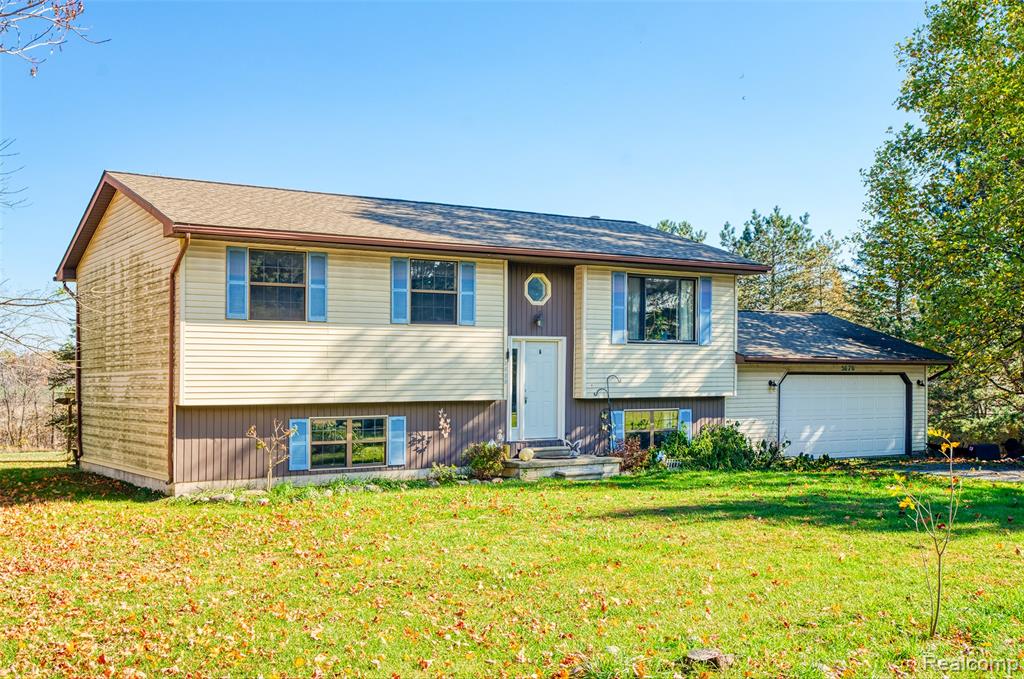 5670 Fowlerville Road, Fowlerville, MI 48836 — Photo 22