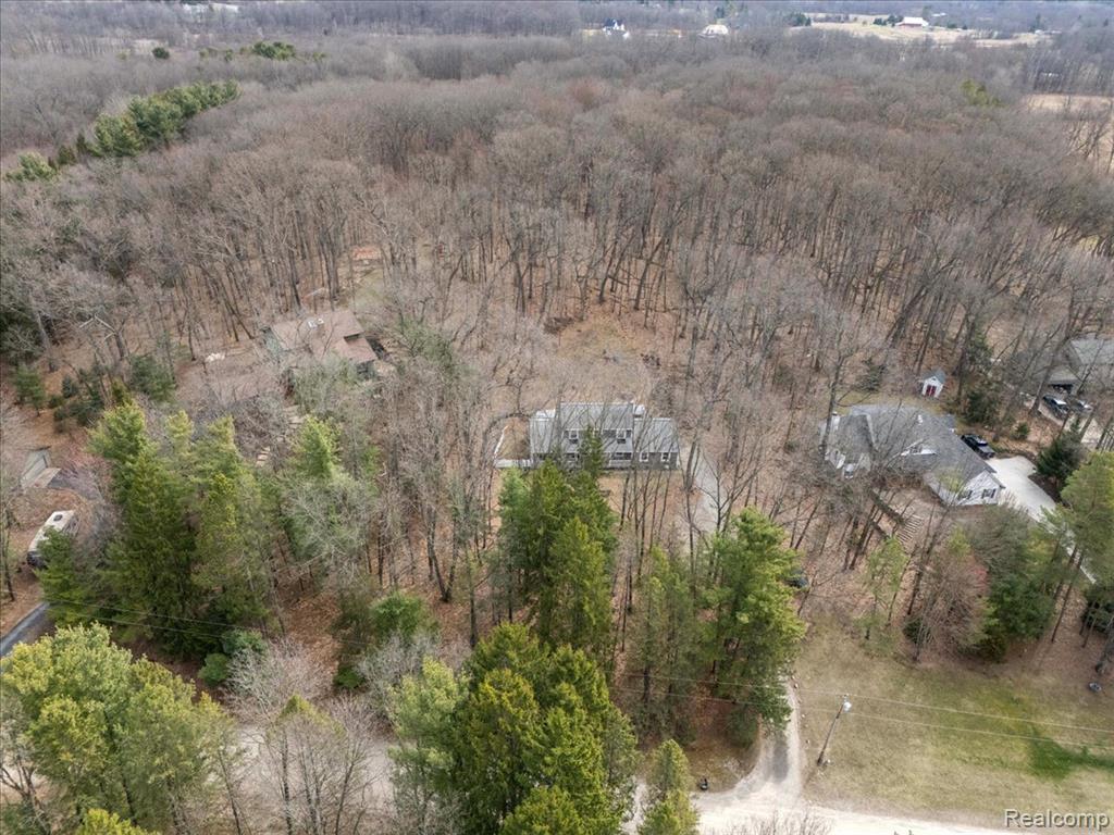 2477 Spruce Ridge, Howell, MI 48855 — Photo 4