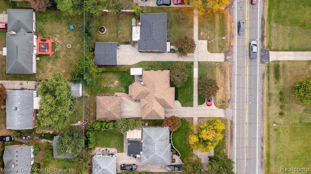 9668 Farmington Road, Livonia, MI 48150 — Photo 37