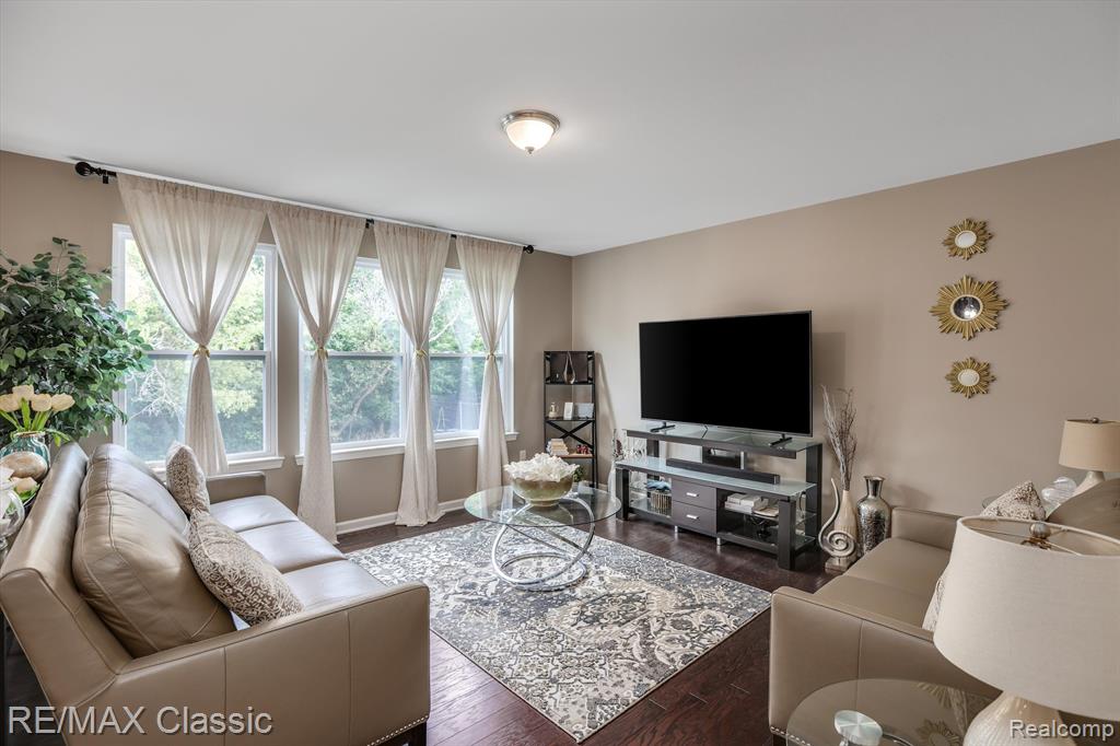 9109 WHITE TAIL, Ypsilanti, MI 48197 — Photo 6