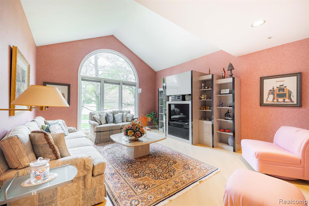 4599 RAVINE Drive, Bloomfield Hills, MI 48301 — Photo 24